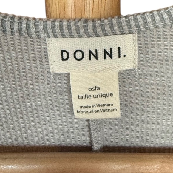 DONNI. Gray and Cream Cardigan Sweater Sz One Size - Picture 5 of 6